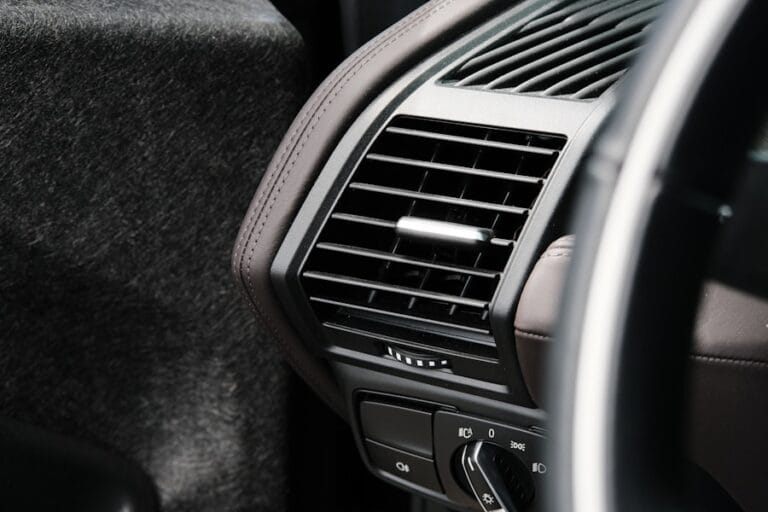 Photo "The secrets of a perfect car air conditioning system"