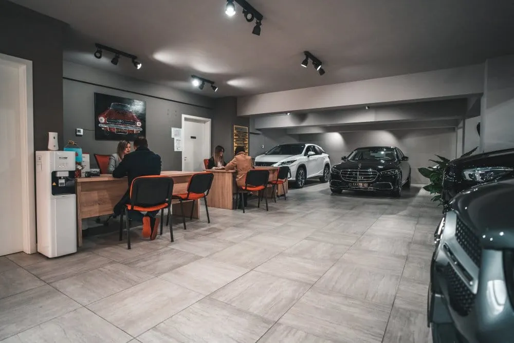 Cauți o mașină nouă sau rulată? Citește și aici despre un dealer auto