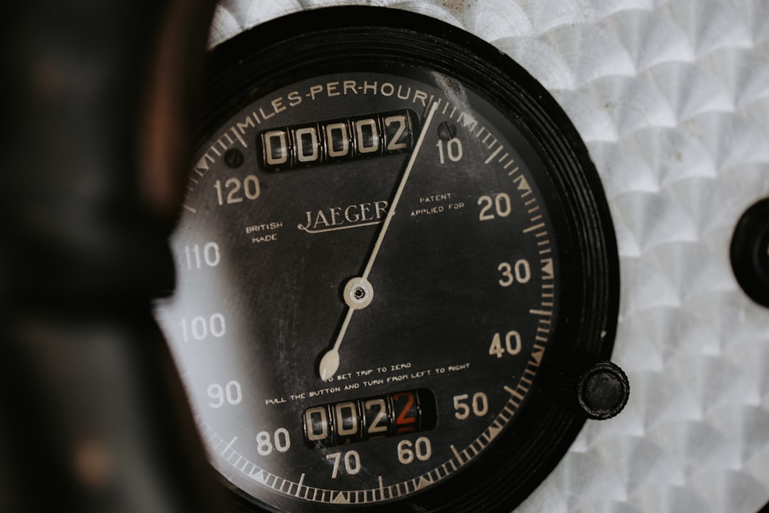 Photo monitoring system for tire pressure