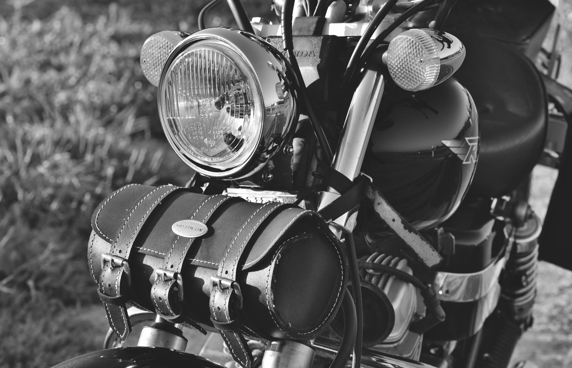 RedMotors: magazin complet de piese, accesorii și echipamente moto pentru orice motociclist