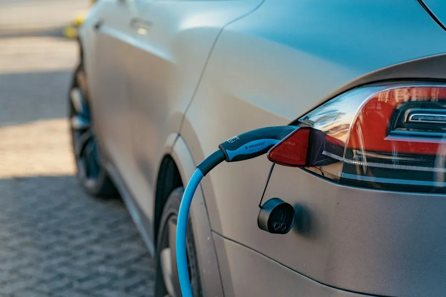 Photo electric car charging travel tips